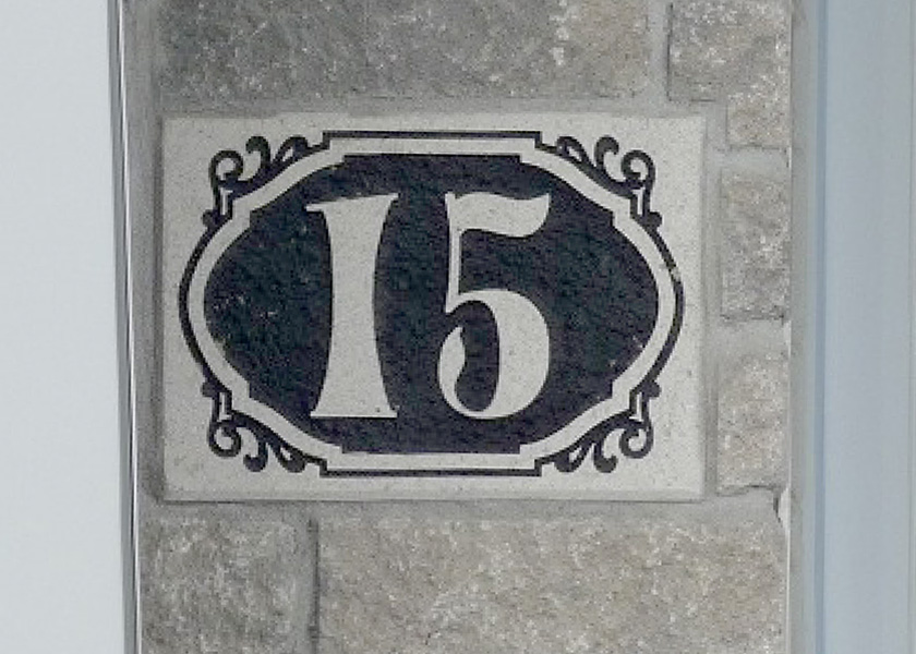 Nos produits : des gravures civiques personnalisées sur pierre